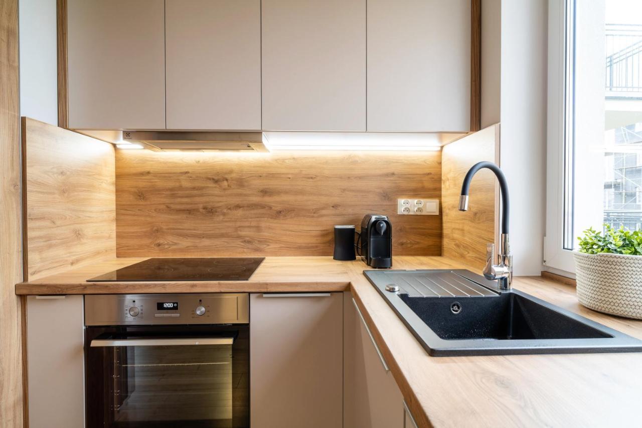 אילאווה Central Apartment - 2 Pokoje W Samym Centrum Miasta מראה חיצוני תמונה